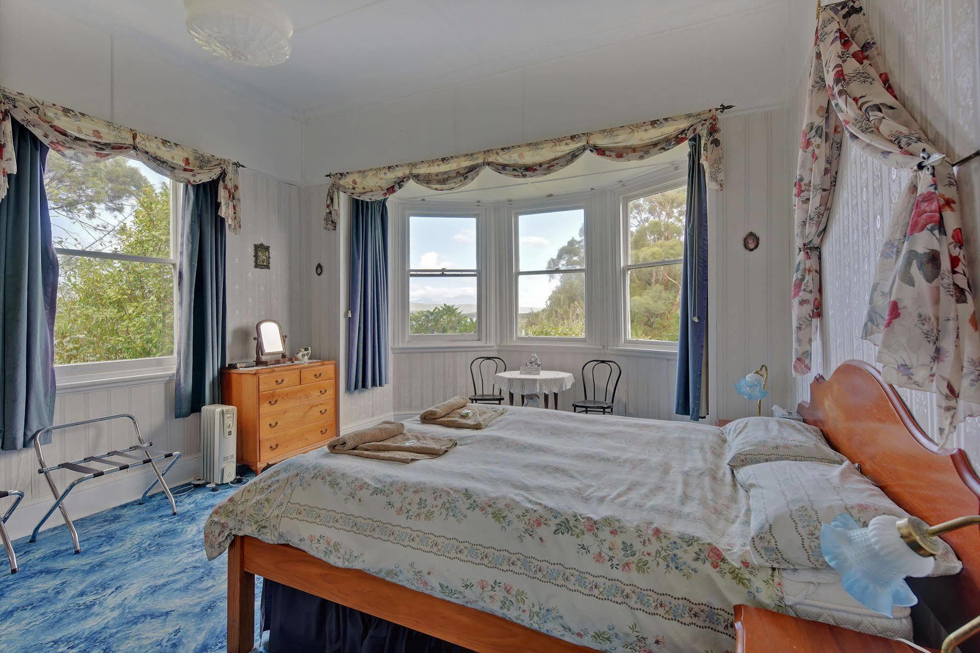Strahan Wilderness Lodge Eksteriør bilde